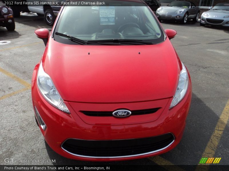 Race Red / Charcoal Black 2012 Ford Fiesta SES Hatchback