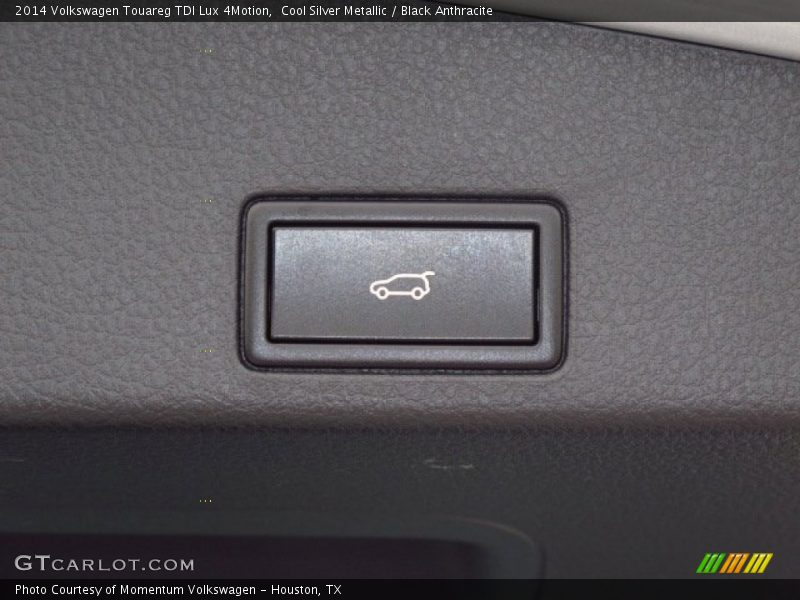 Cool Silver Metallic / Black Anthracite 2014 Volkswagen Touareg TDI Lux 4Motion