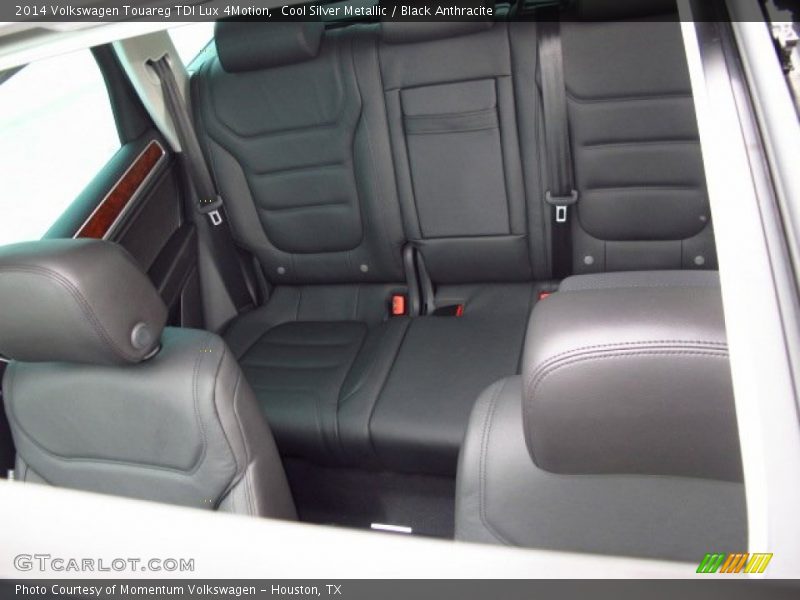 Cool Silver Metallic / Black Anthracite 2014 Volkswagen Touareg TDI Lux 4Motion