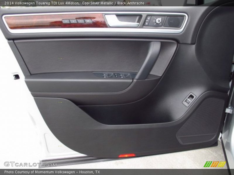Cool Silver Metallic / Black Anthracite 2014 Volkswagen Touareg TDI Lux 4Motion
