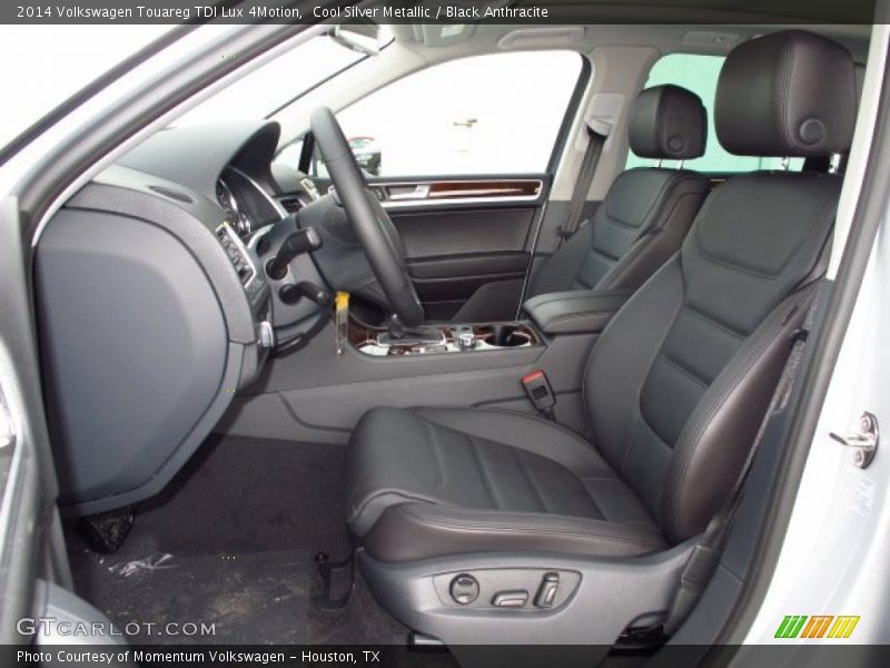 Cool Silver Metallic / Black Anthracite 2014 Volkswagen Touareg TDI Lux 4Motion