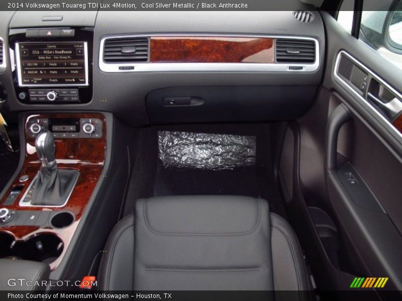Cool Silver Metallic / Black Anthracite 2014 Volkswagen Touareg TDI Lux 4Motion