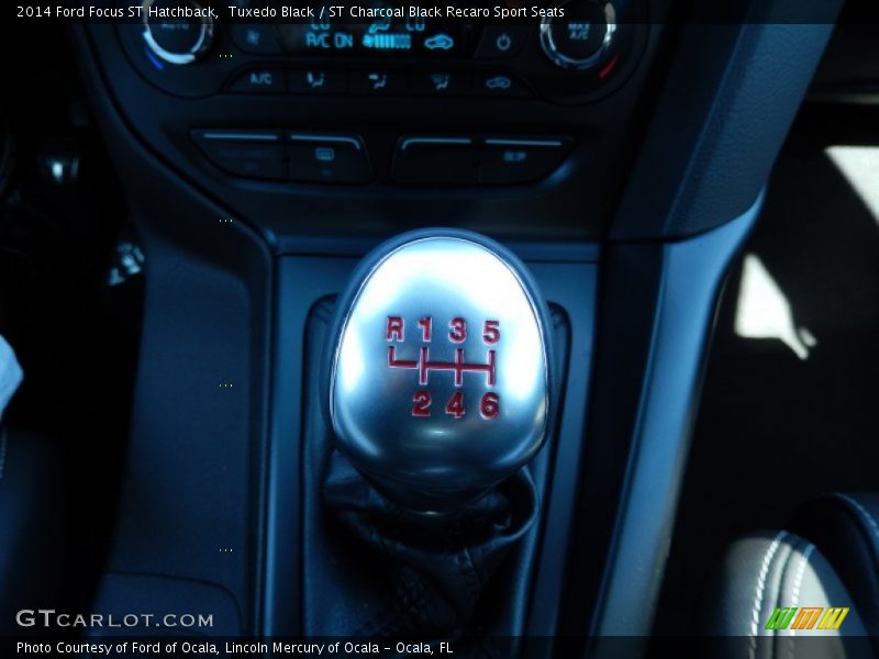 Tuxedo Black / ST Charcoal Black Recaro Sport Seats 2014 Ford Focus ST Hatchback