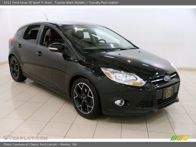 Tuxedo Black Metallic / Tuscany Red Leather 2012 Ford Focus SE Sport 5-Door