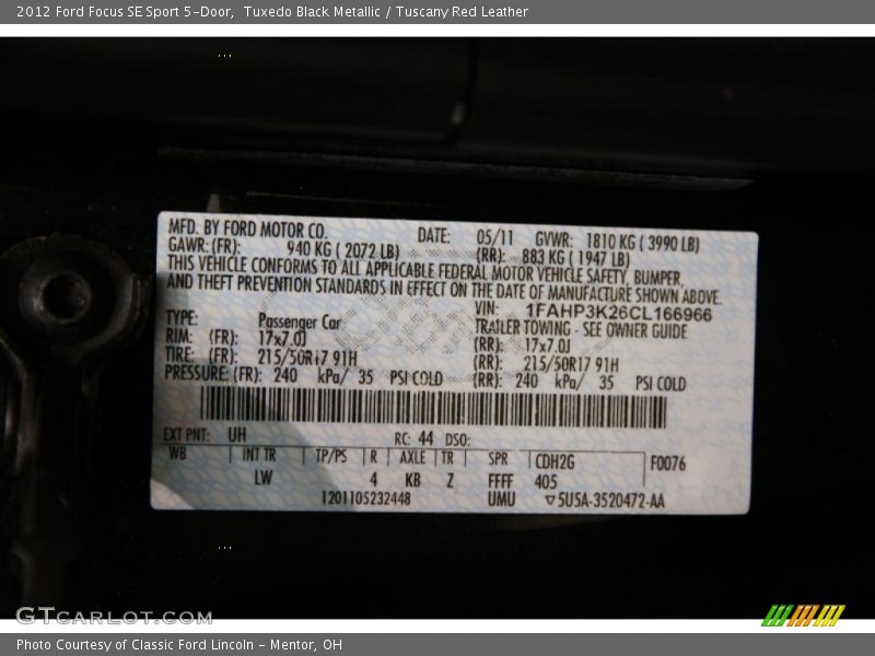Tuxedo Black Metallic / Tuscany Red Leather 2012 Ford Focus SE Sport 5-Door