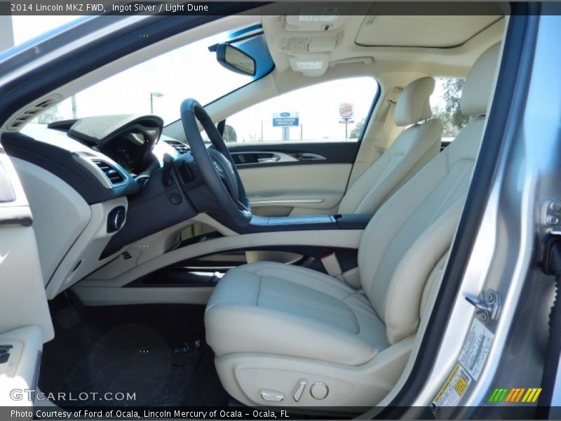 Ingot Silver / Light Dune 2014 Lincoln MKZ FWD