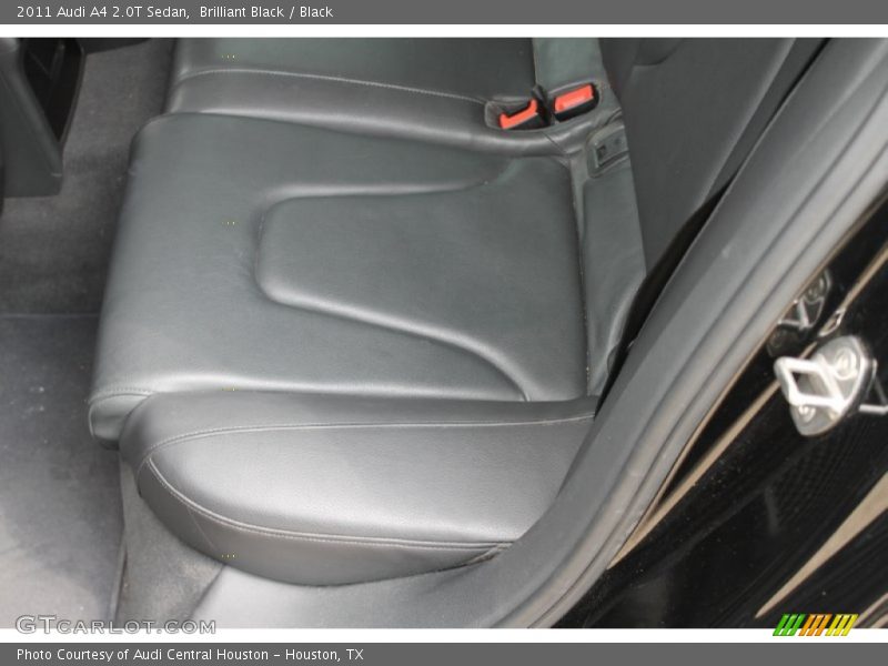 Brilliant Black / Black 2011 Audi A4 2.0T Sedan