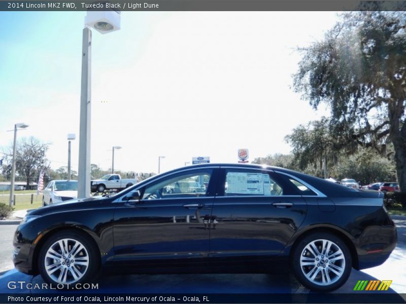 Tuxedo Black / Light Dune 2014 Lincoln MKZ FWD