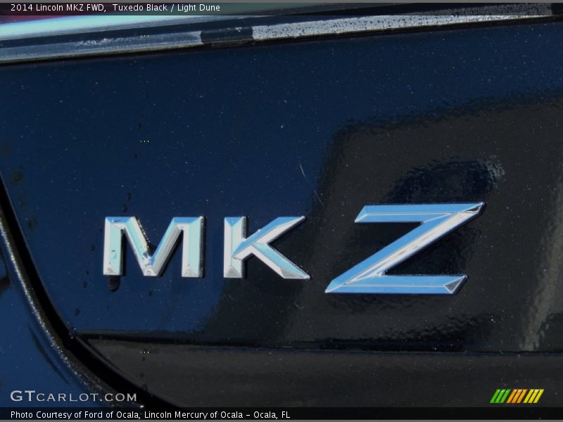 Tuxedo Black / Light Dune 2014 Lincoln MKZ FWD
