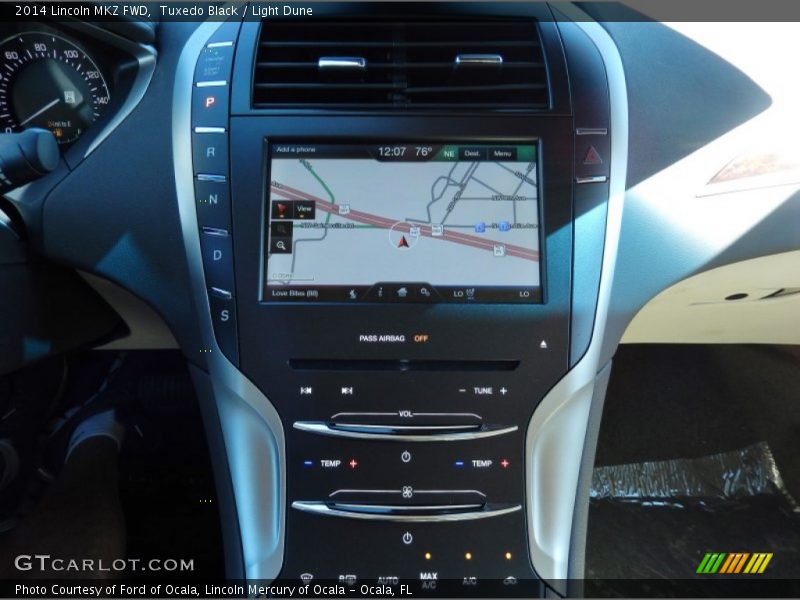 Tuxedo Black / Light Dune 2014 Lincoln MKZ FWD