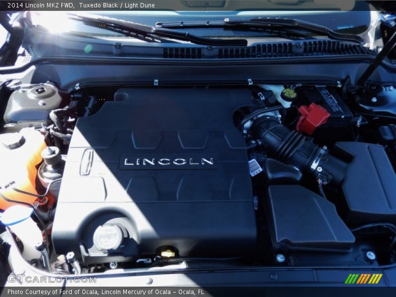 Tuxedo Black / Light Dune 2014 Lincoln MKZ FWD