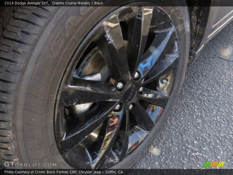 Granite Crystal Metallic / Black 2014 Dodge Avenger SXT