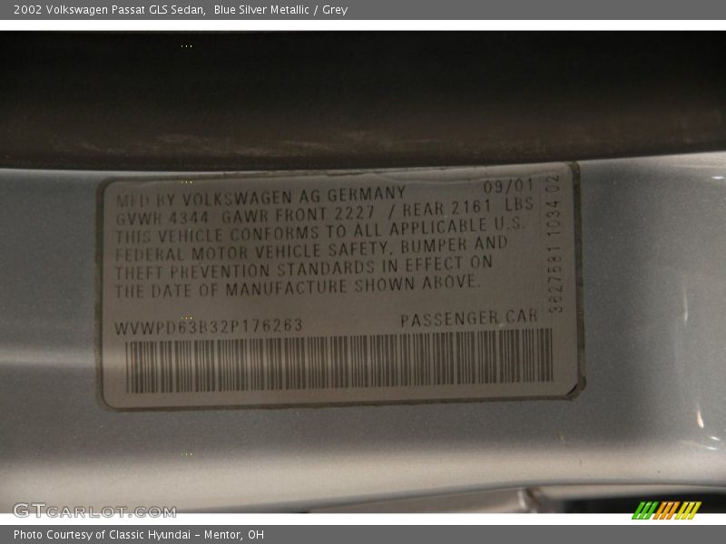 Blue Silver Metallic / Grey 2002 Volkswagen Passat GLS Sedan