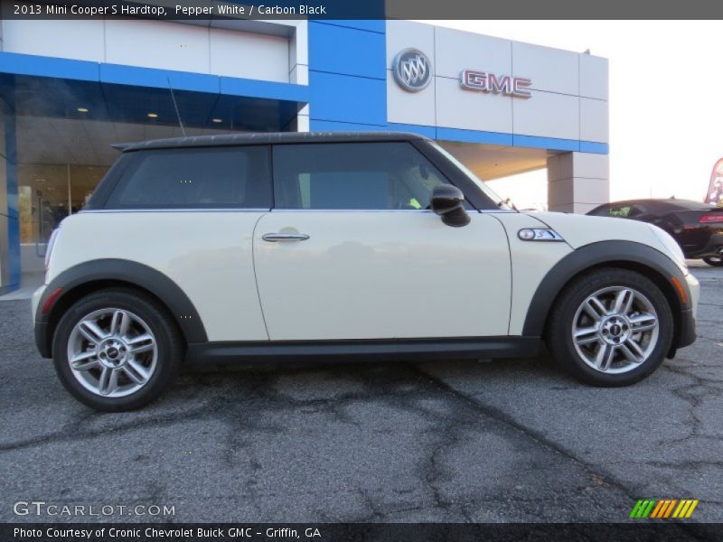 Pepper White / Carbon Black 2013 Mini Cooper S Hardtop