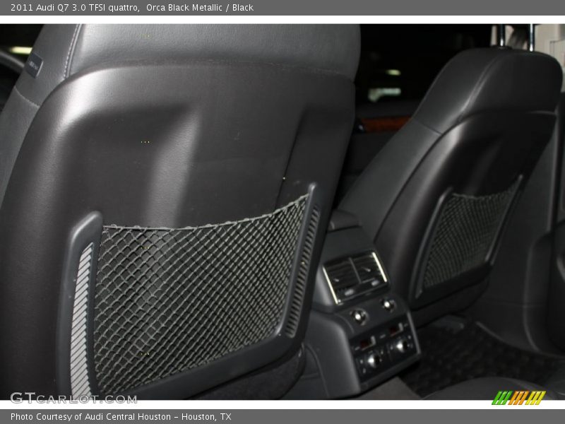 Orca Black Metallic / Black 2011 Audi Q7 3.0 TFSI quattro