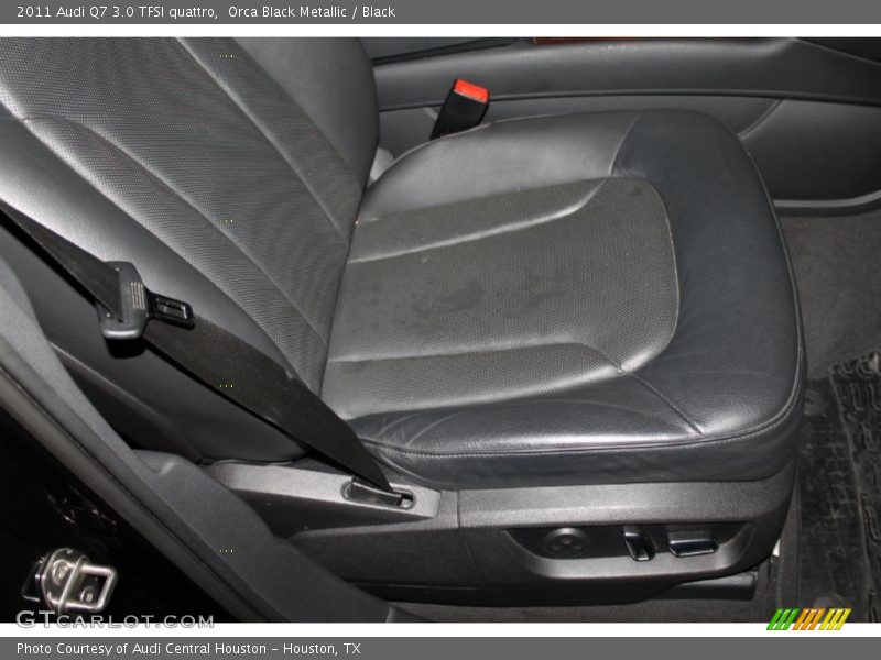 Orca Black Metallic / Black 2011 Audi Q7 3.0 TFSI quattro
