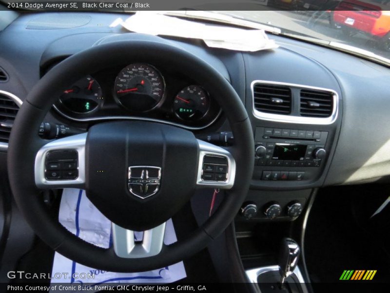 Black Clear Coat / Black 2014 Dodge Avenger SE