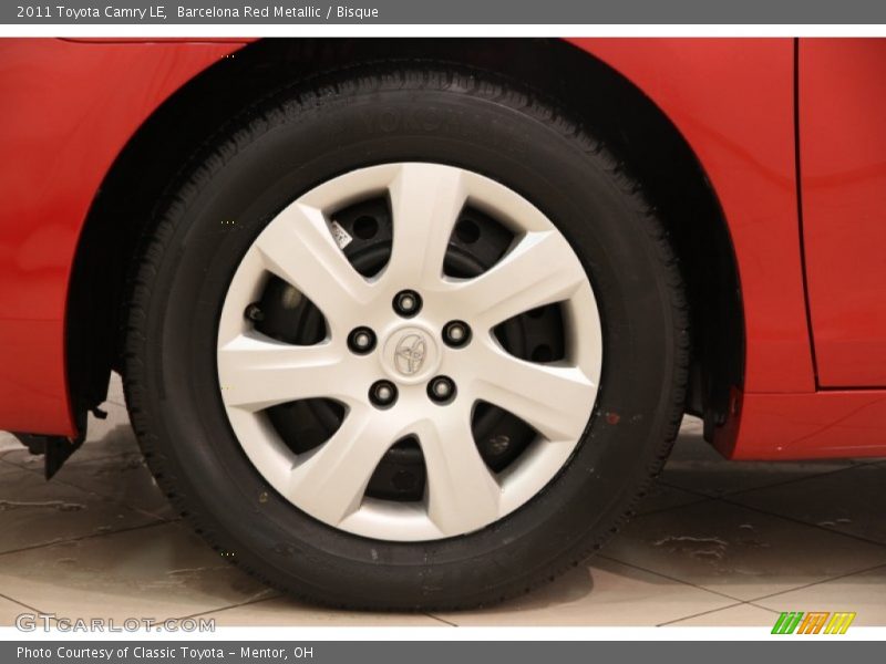 Barcelona Red Metallic / Bisque 2011 Toyota Camry LE