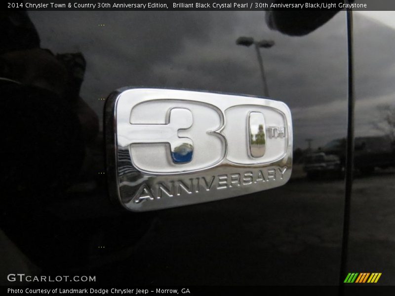 Brilliant Black Crystal Pearl / 30th Anniversary Black/Light Graystone 2014 Chrysler Town & Country 30th Anniversary Edition