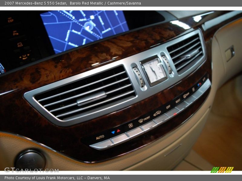 Controls of 2007 S 550 Sedan