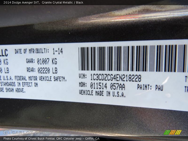 Granite Crystal Metallic / Black 2014 Dodge Avenger SXT