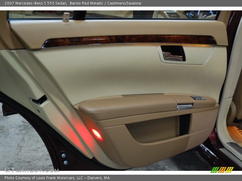 Door Panel of 2007 S 550 Sedan