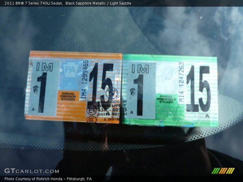 Black Sapphire Metallic / Light Saddle 2011 BMW 7 Series 740Li Sedan