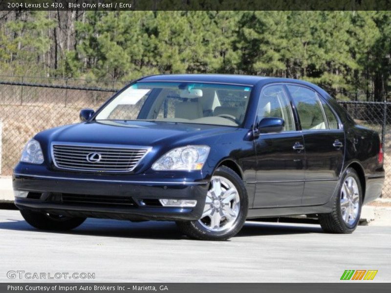 Front 3/4 View of 2004 LS 430