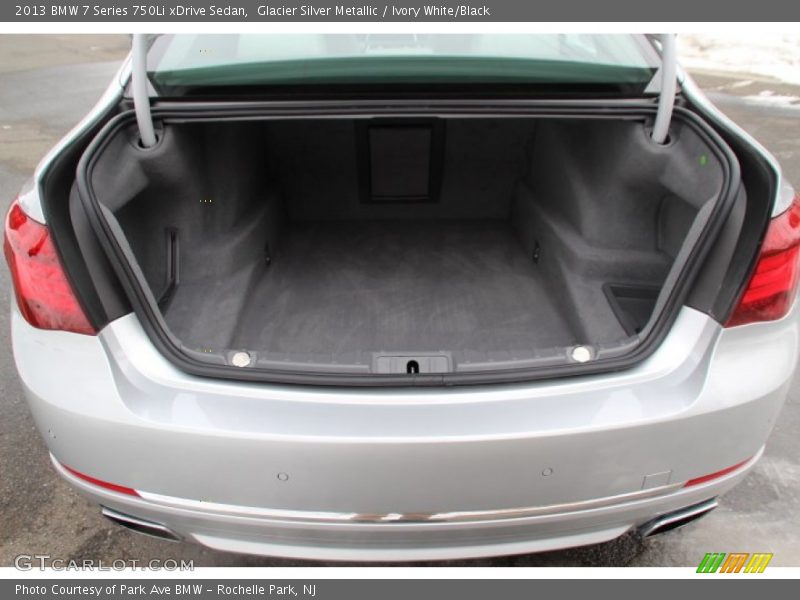  2013 7 Series 750Li xDrive Sedan Trunk