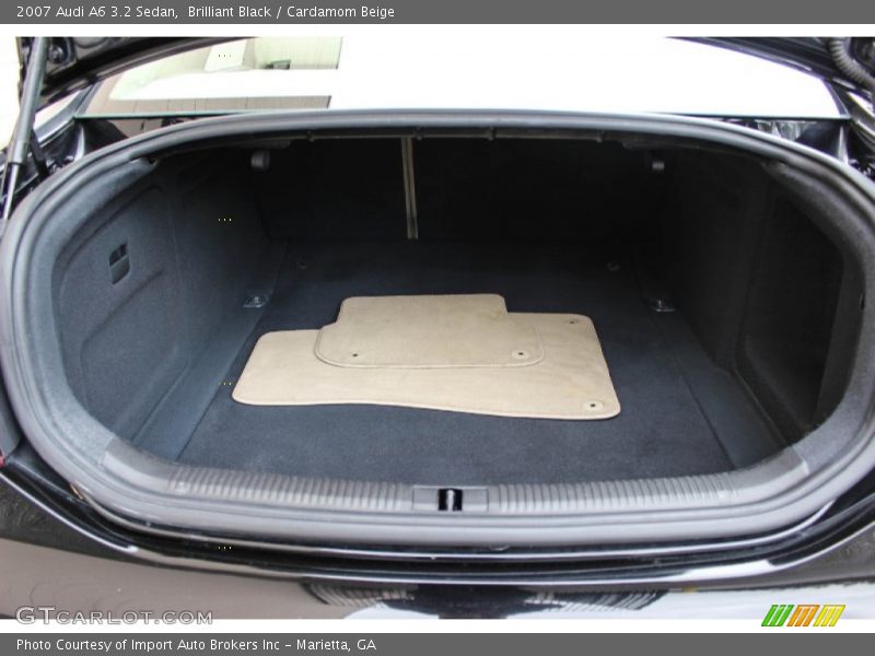  2007 A6 3.2 Sedan Trunk