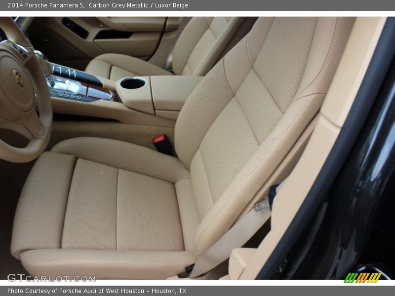 Front Seat of 2014 Panamera S