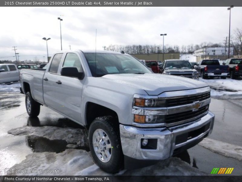 Front 3/4 View of 2015 Silverado 2500HD LT Double Cab 4x4