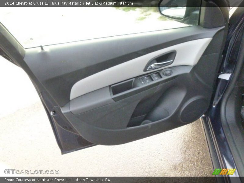 Blue Ray Metallic / Jet Black/Medium Titanium 2014 Chevrolet Cruze LS