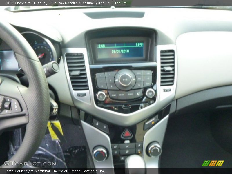 Blue Ray Metallic / Jet Black/Medium Titanium 2014 Chevrolet Cruze LS