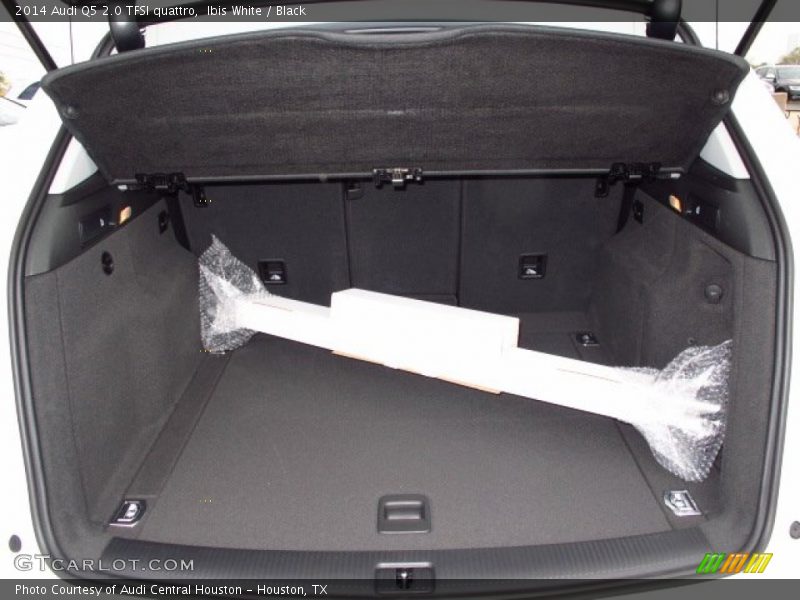 Ibis White / Black 2014 Audi Q5 2.0 TFSI quattro