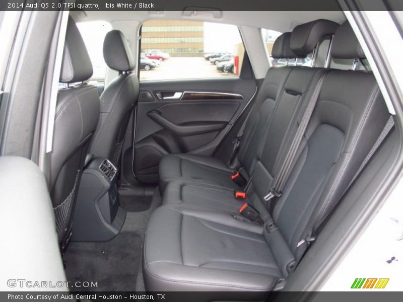 Ibis White / Black 2014 Audi Q5 2.0 TFSI quattro