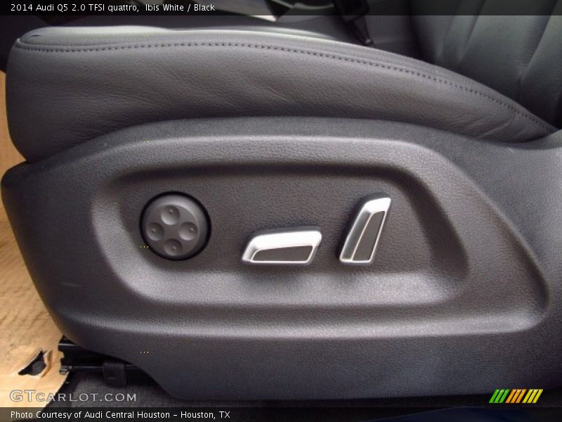 Ibis White / Black 2014 Audi Q5 2.0 TFSI quattro