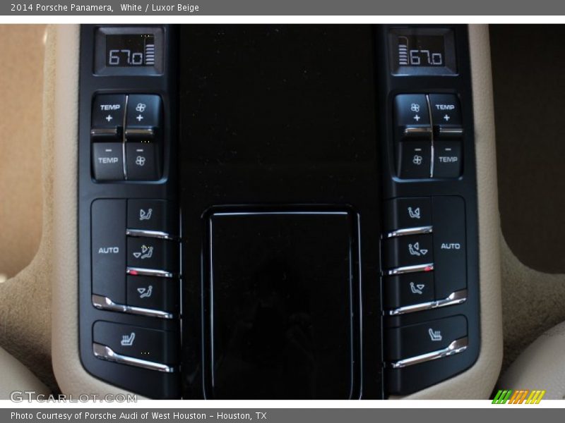 Controls of 2014 Panamera 