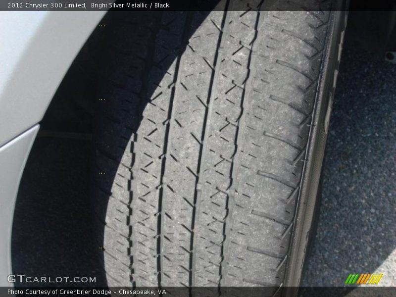 Bright Silver Metallic / Black 2012 Chrysler 300 Limited