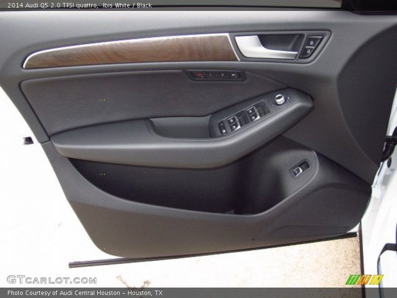 Ibis White / Black 2014 Audi Q5 2.0 TFSI quattro