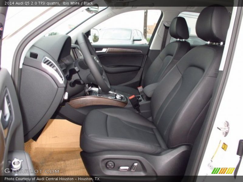Ibis White / Black 2014 Audi Q5 2.0 TFSI quattro