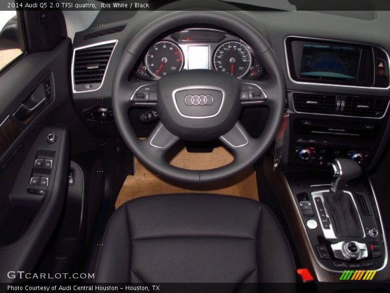 Ibis White / Black 2014 Audi Q5 2.0 TFSI quattro