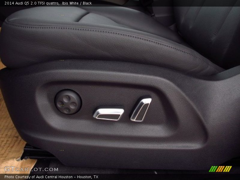 Ibis White / Black 2014 Audi Q5 2.0 TFSI quattro