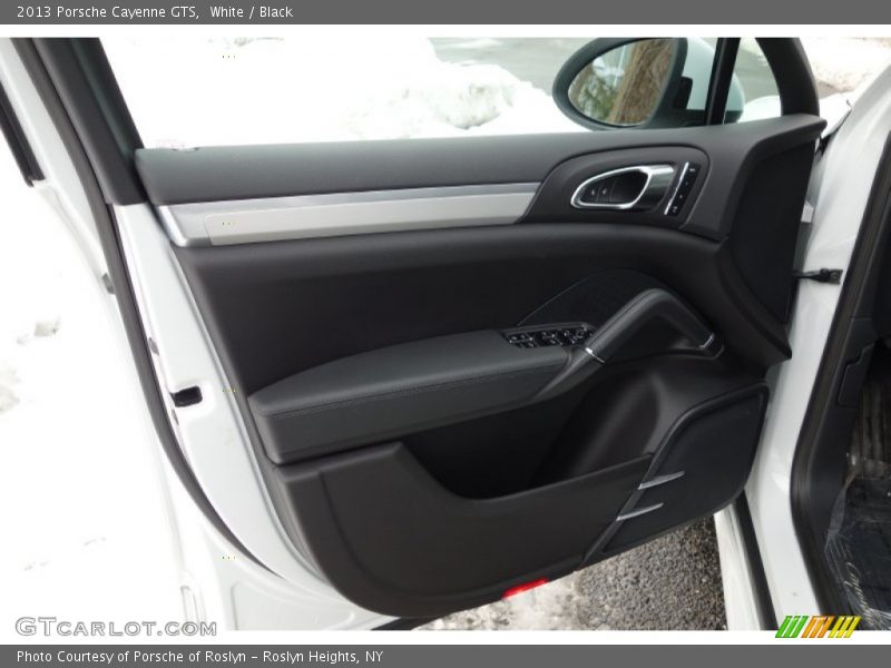 Door Panel of 2013 Cayenne GTS