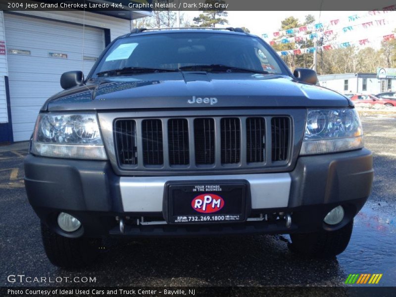 Graphite Metallic / Dark Slate Gray 2004 Jeep Grand Cherokee Laredo 4x4