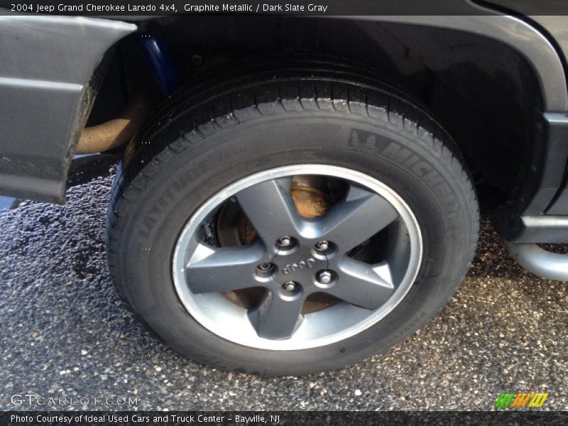 Graphite Metallic / Dark Slate Gray 2004 Jeep Grand Cherokee Laredo 4x4