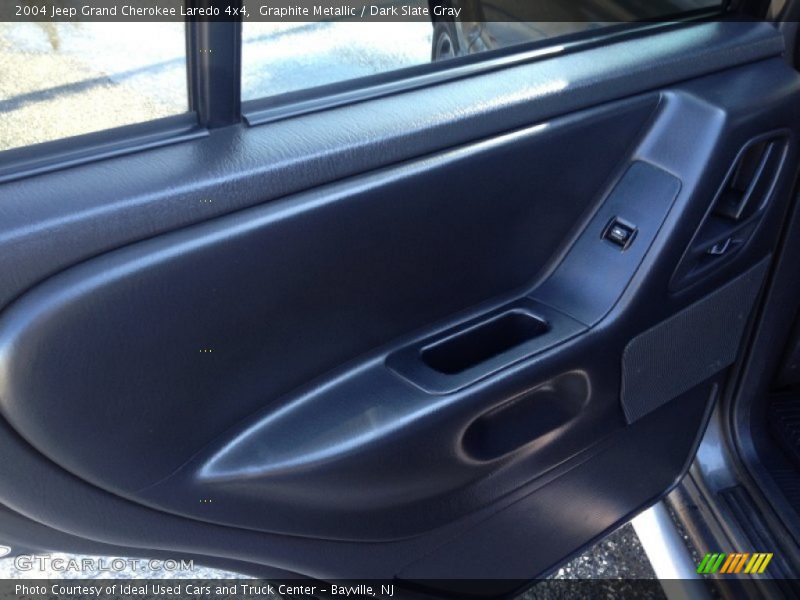 Graphite Metallic / Dark Slate Gray 2004 Jeep Grand Cherokee Laredo 4x4