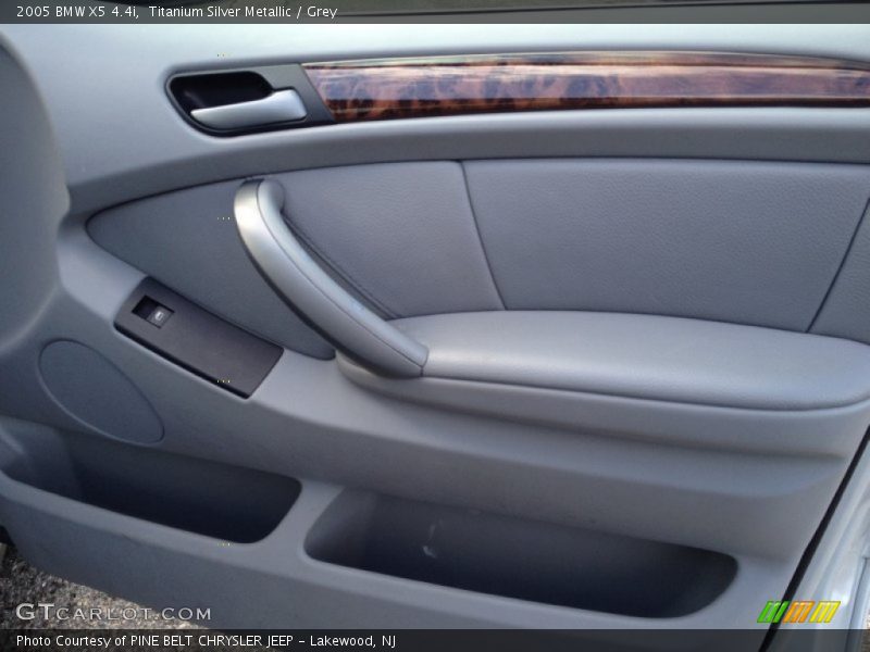 Titanium Silver Metallic / Grey 2005 BMW X5 4.4i