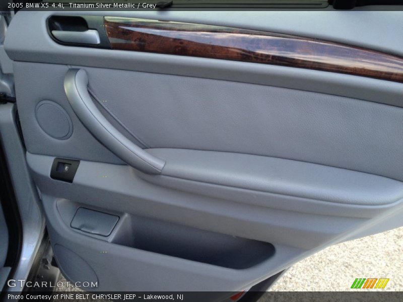 Titanium Silver Metallic / Grey 2005 BMW X5 4.4i