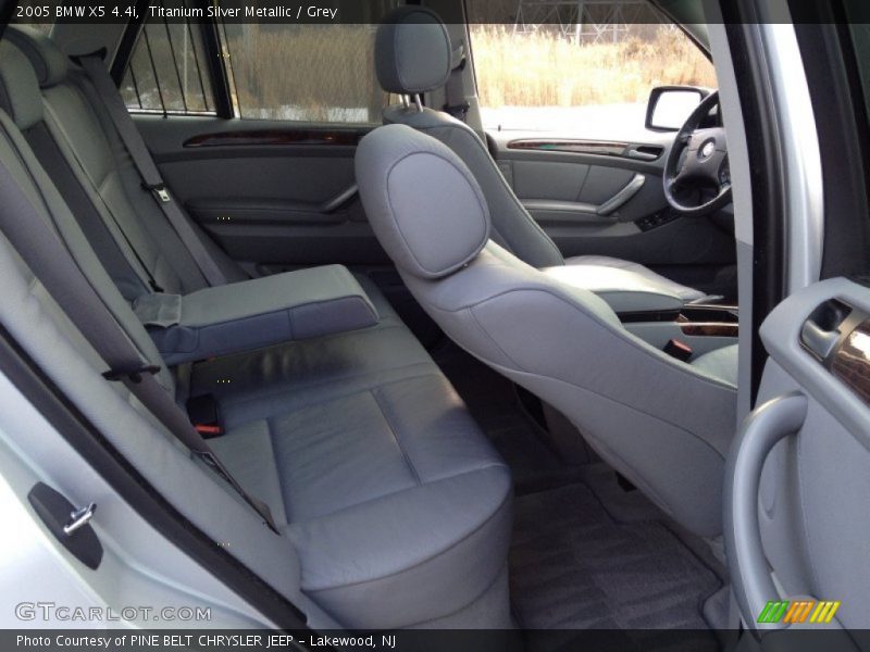 Titanium Silver Metallic / Grey 2005 BMW X5 4.4i